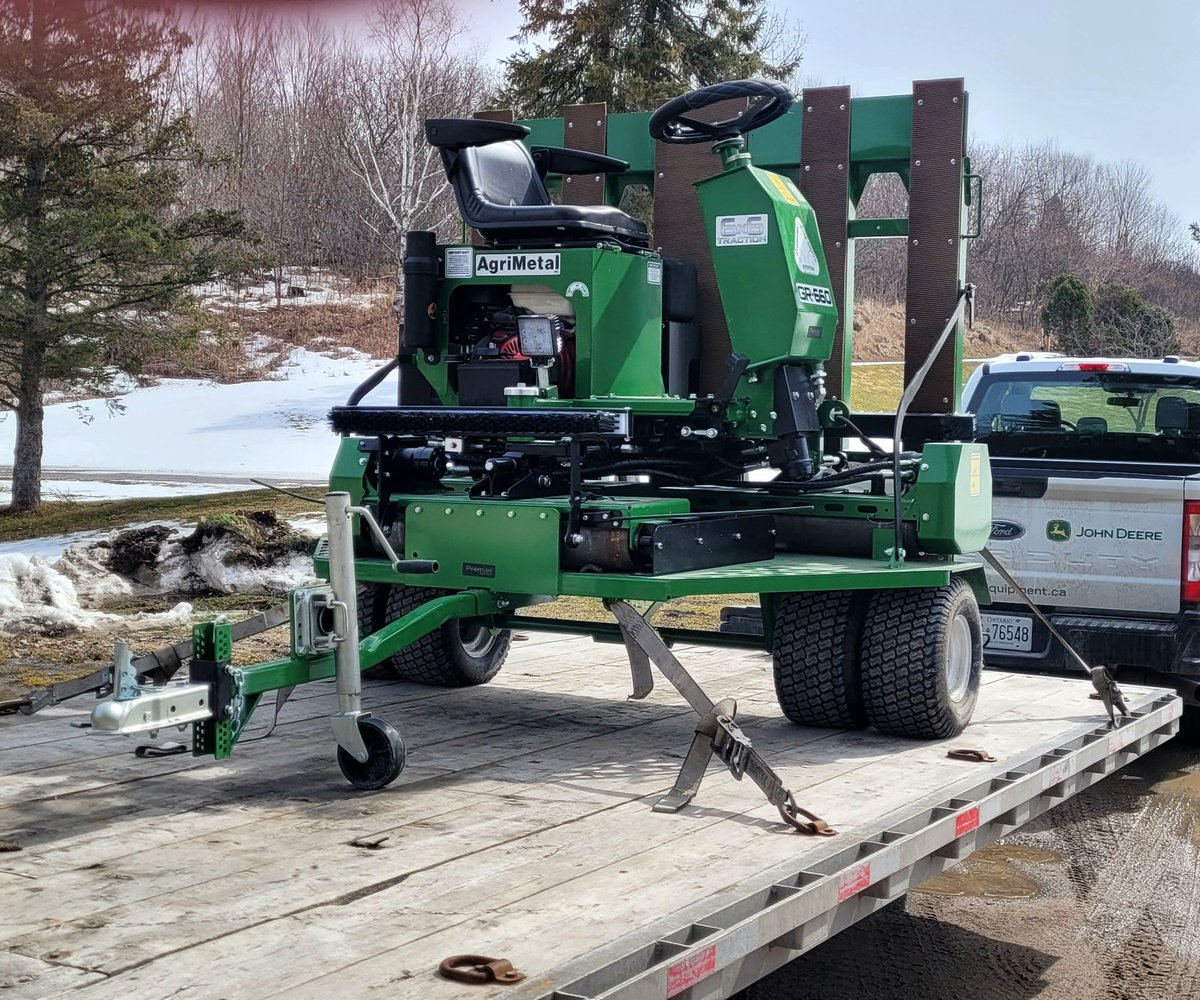 Turfgeneral's tweet photo. New equipment  delivery today. @oaksofcobden  Thanks to  @PremierEquip1 Thatta boy @JohnLamoureux1 https://t.co/LLoHQEjHPD