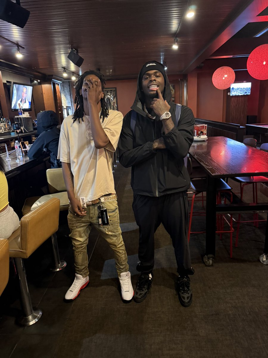 KobeeSReligious's tweet photo. 🗣️HTOWN WASSUH💸 https://t.co/HNqM6E6V2k