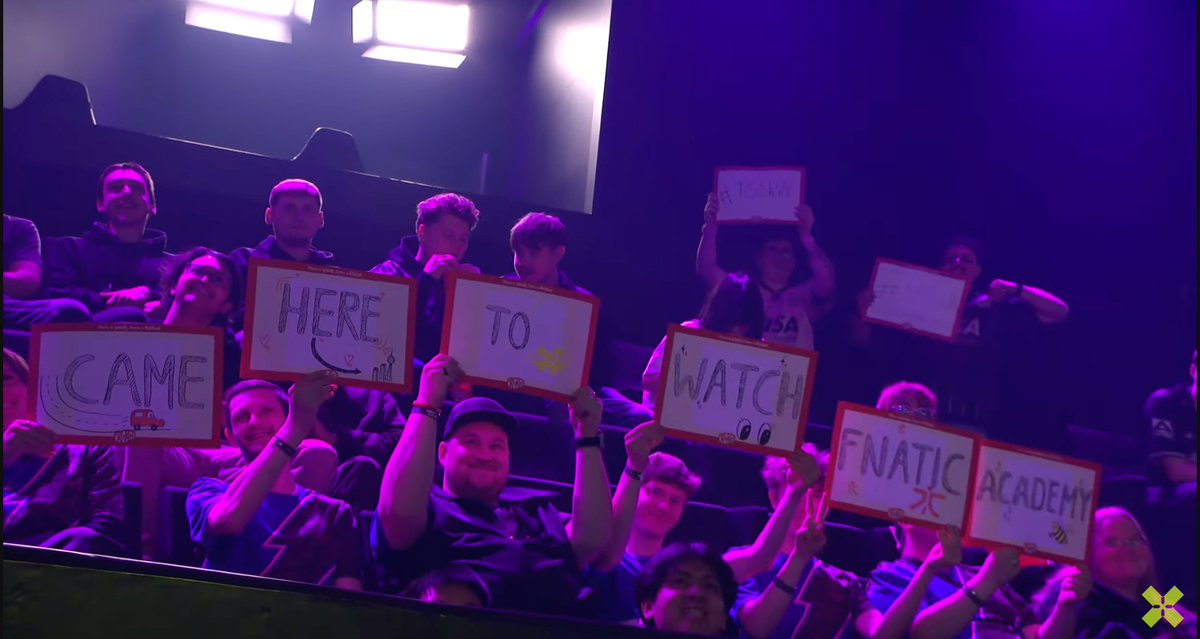 vlatkyy's tweet photo. LMAOOO https://t.co/9Y90Ie0EaP