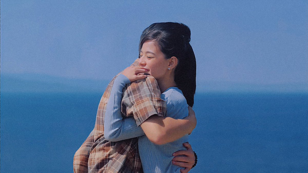 5thslide's tweet photo. jade &amp; kiko 🫂 https://t.co/c4XBI19tDE