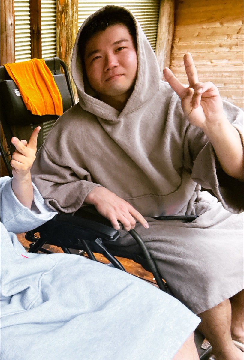 ひらく tweet media