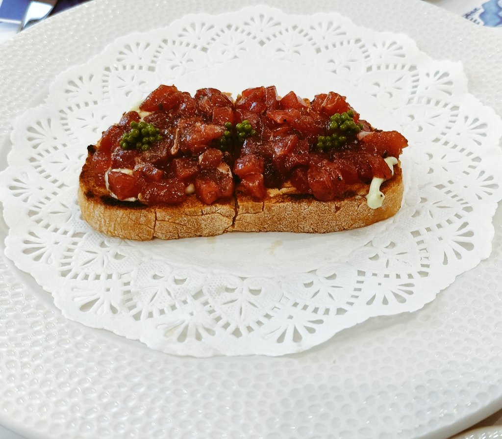 Álvaro de Diego tweet media