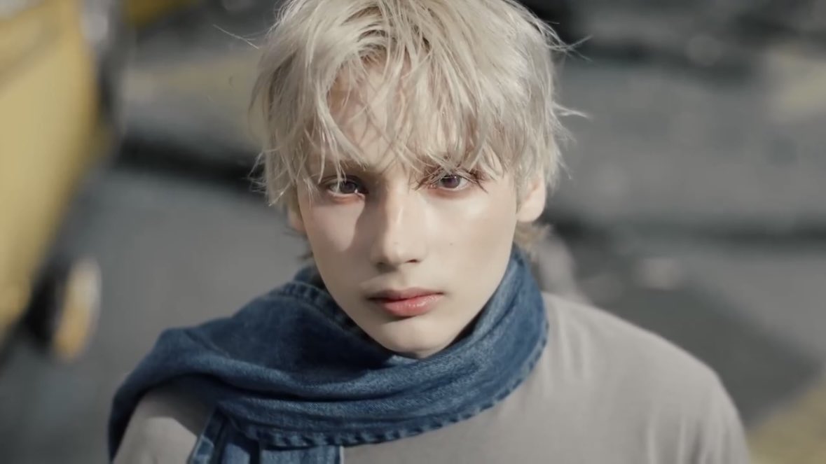 rin sticks w txt ⋆⟢ tweet media