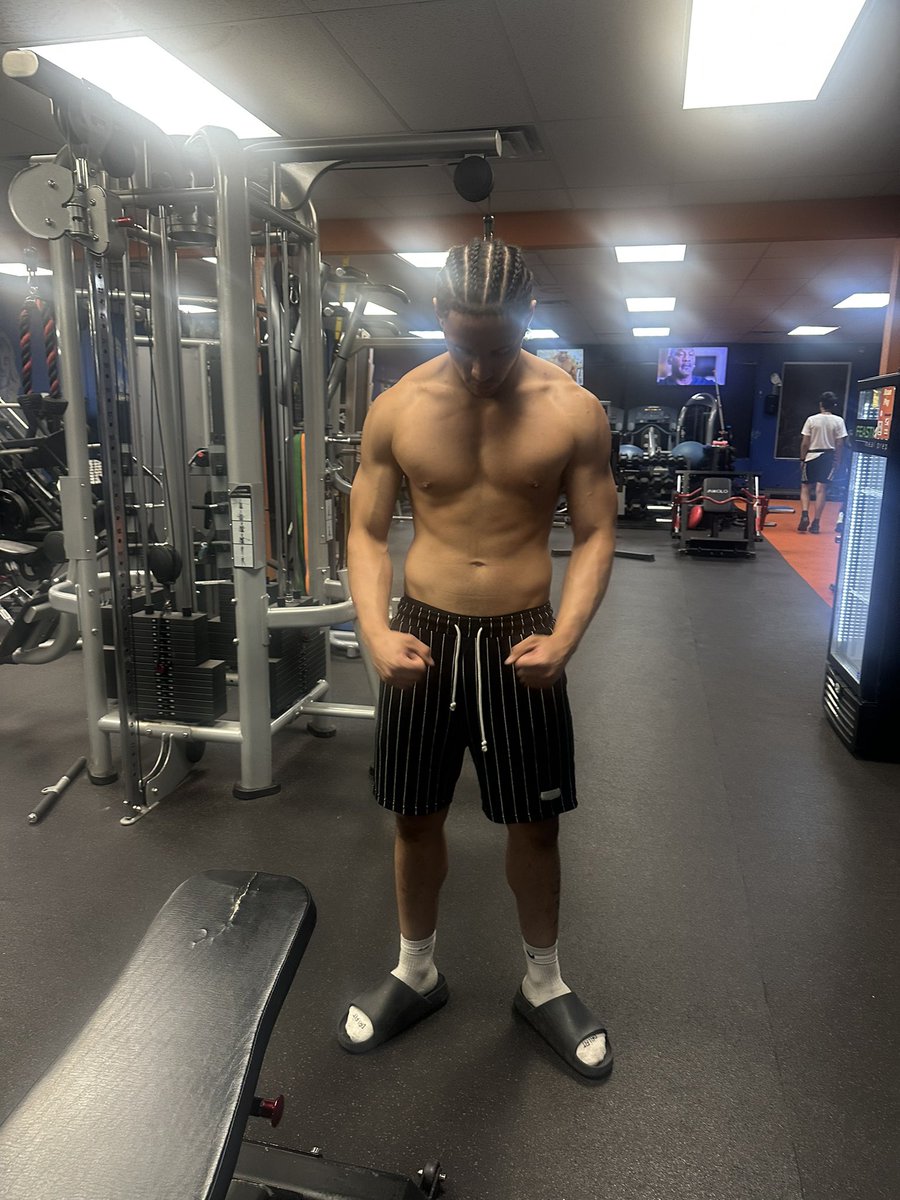 JerrellJohnson_'s tweet photo. @SWCJaguarFB @SWCHBC 

#NoDaysOff #SpringBreak #GoLeft https://t.co/qtOAHYcrjJ