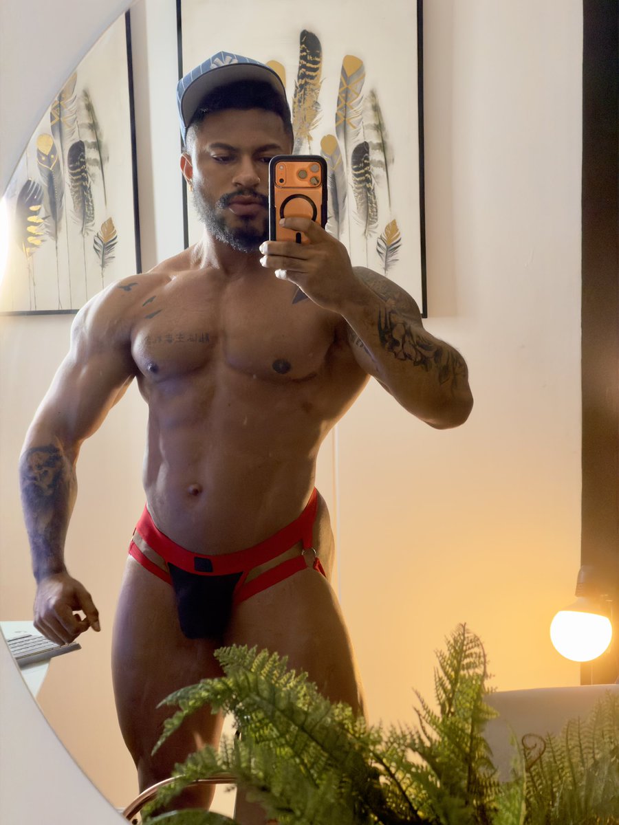 Clark_strong 🍑🍑🍑 tweet media