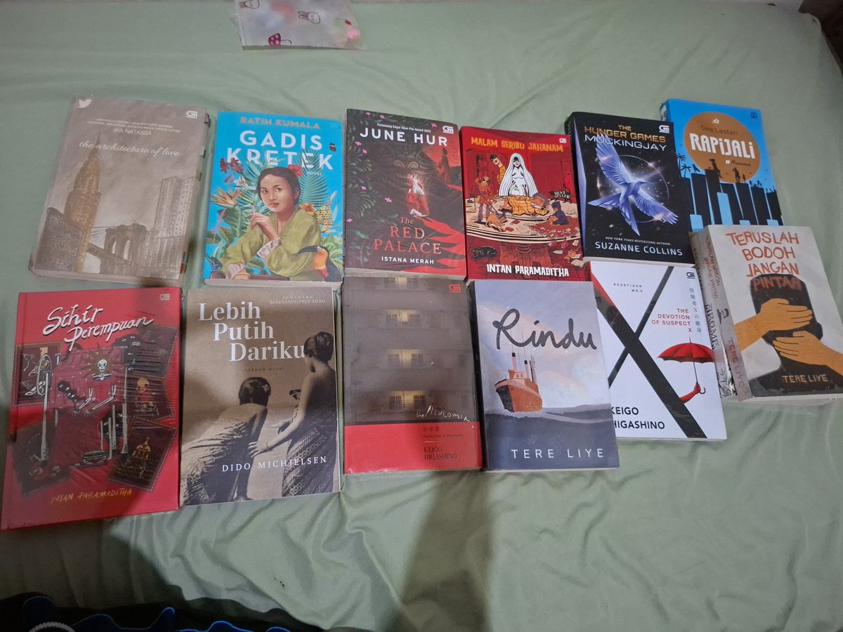 izza_na19's tweet image. WTS

Ada yg PL ada yg sealed
Harga murah2 dan ori
Gak bisa nyantumin satu2 ya gak cukup
Detailnya/Cek kondisi DM/chat
089521575700

#wts #book #buku #preloved
#wtb #novelpreloved
