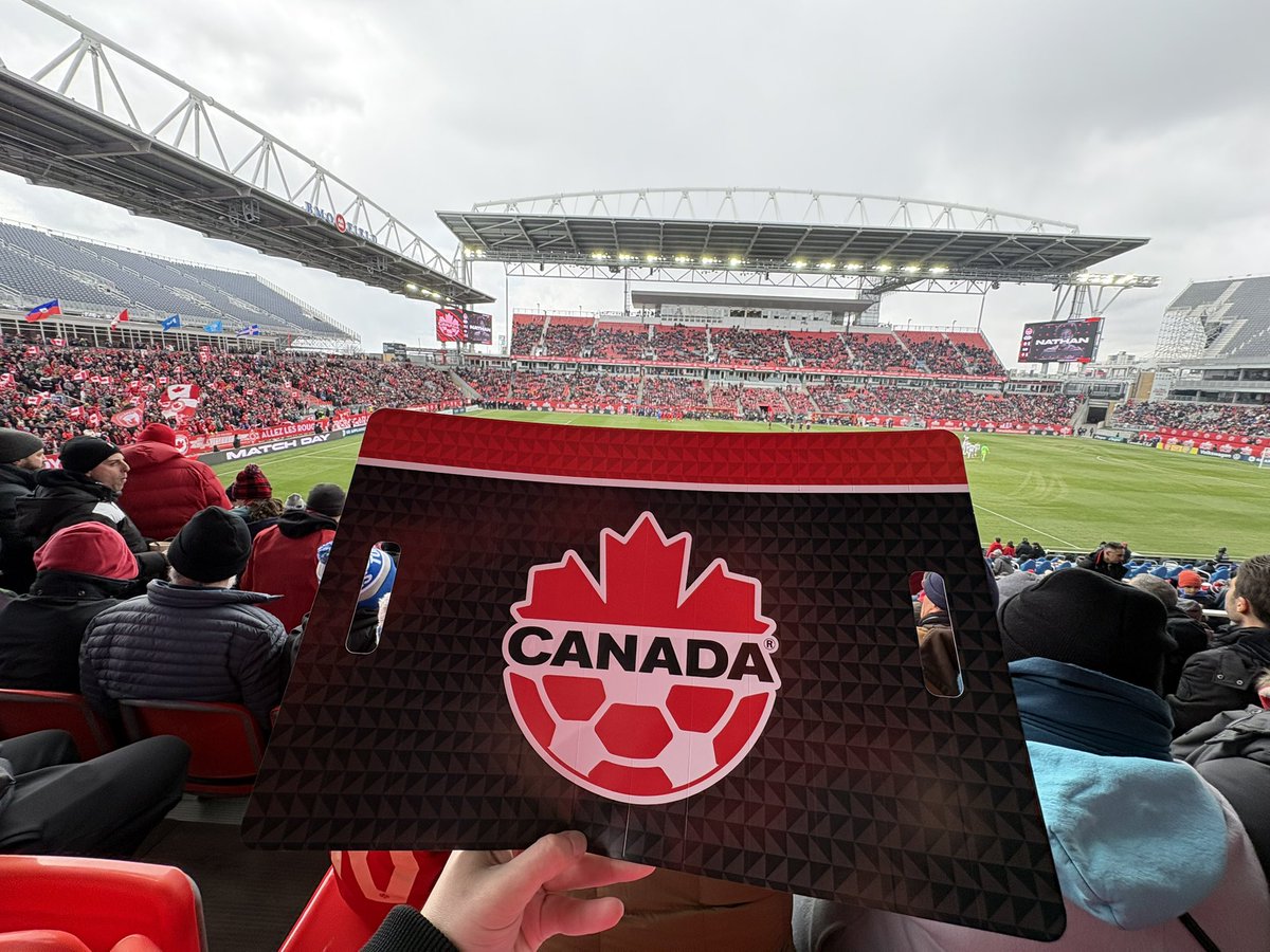 Smarties (LeafLady) tweet media