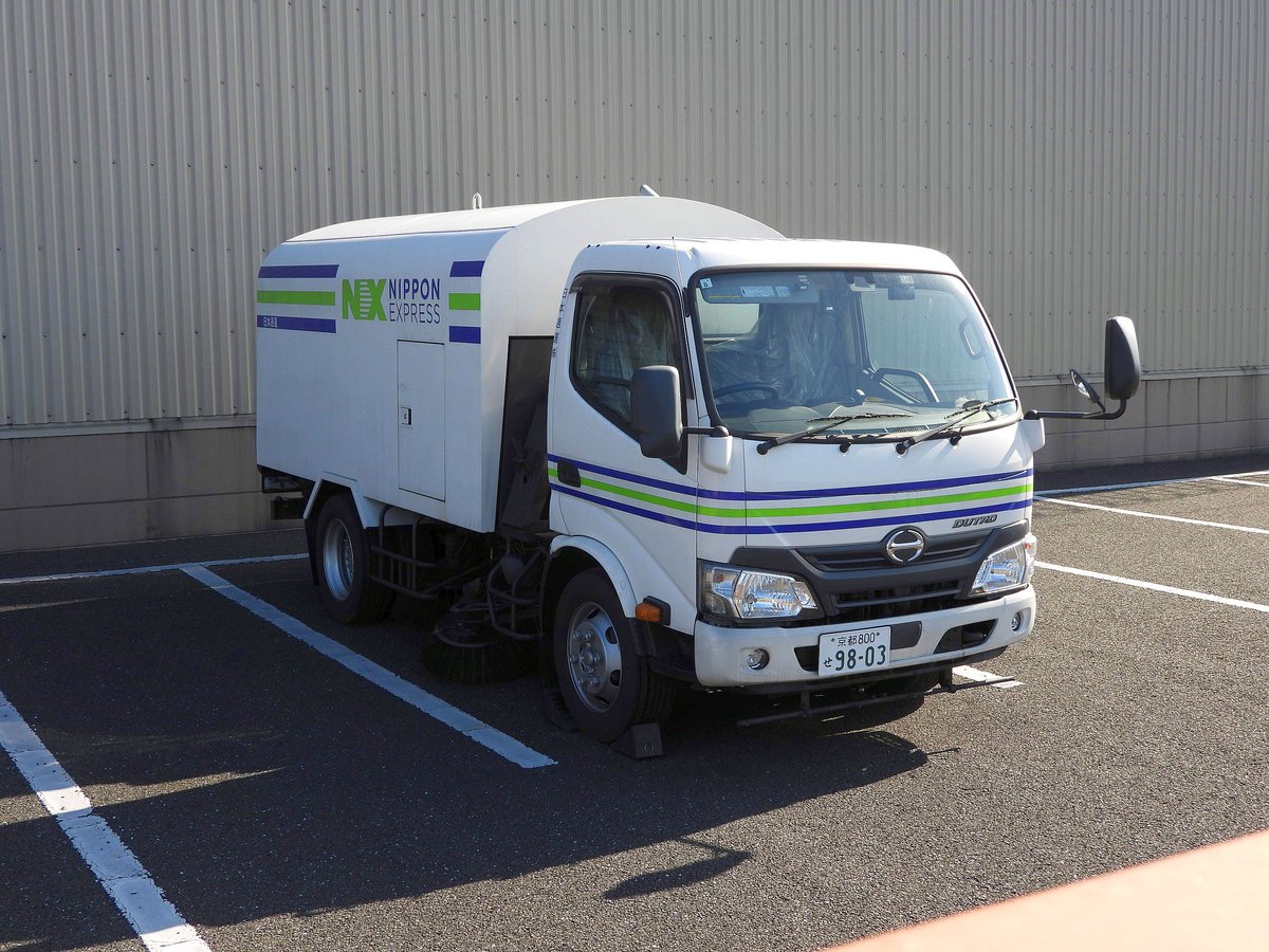 はたらく機械の会 tweet media