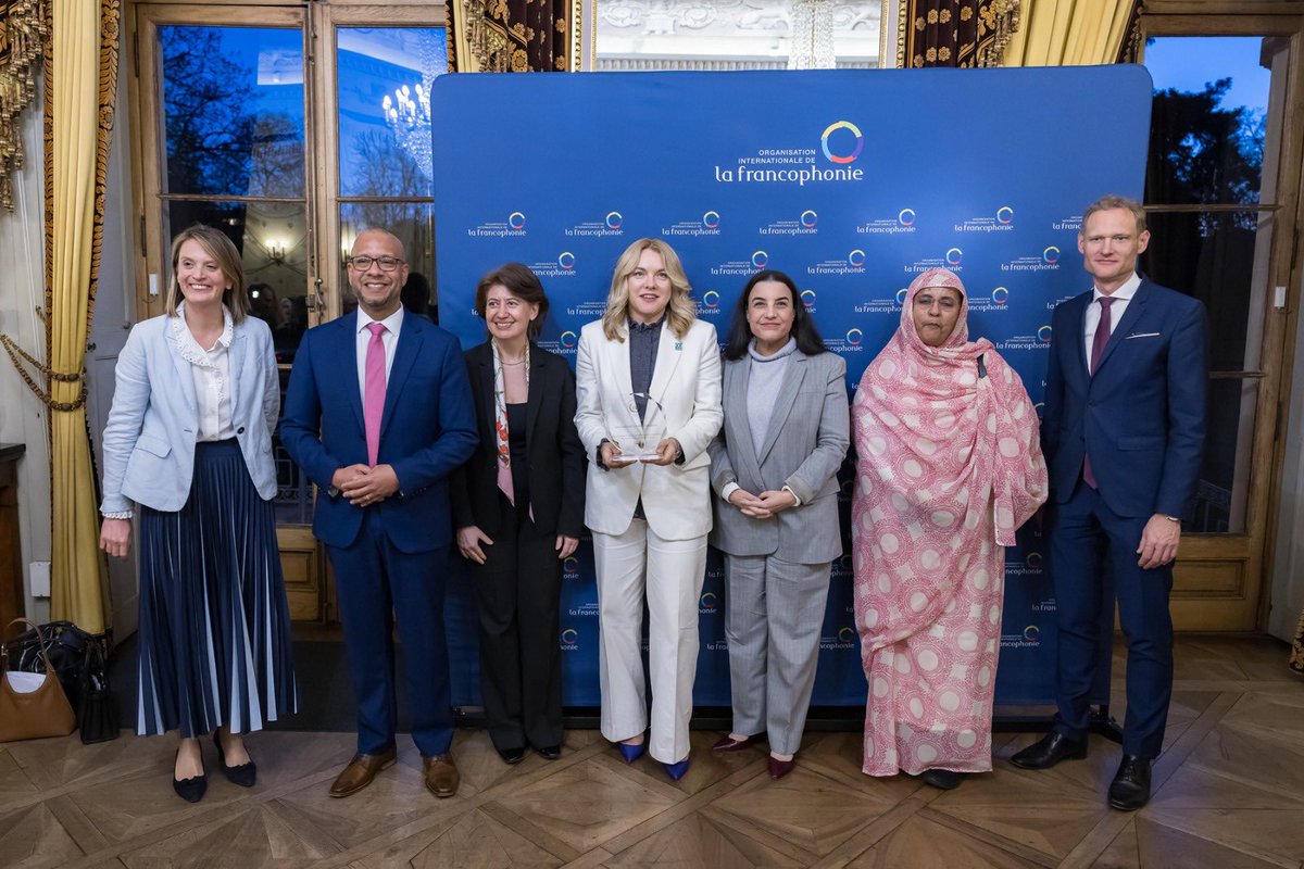 Tatiana MOLCEAN tweet media