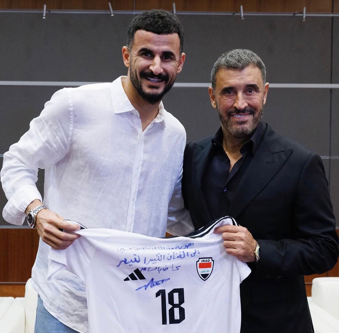 أبرزهم كاظم الساهر.. احتفالات النجوم تتواصل بصعود منتخب العراق لكأس العالم للمرة الأولى منذ 40 عاما. 