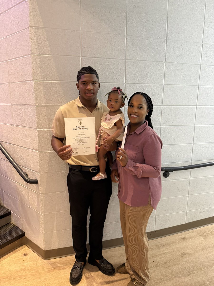 Kamron “Kam” Smith ⭐️ tweet media