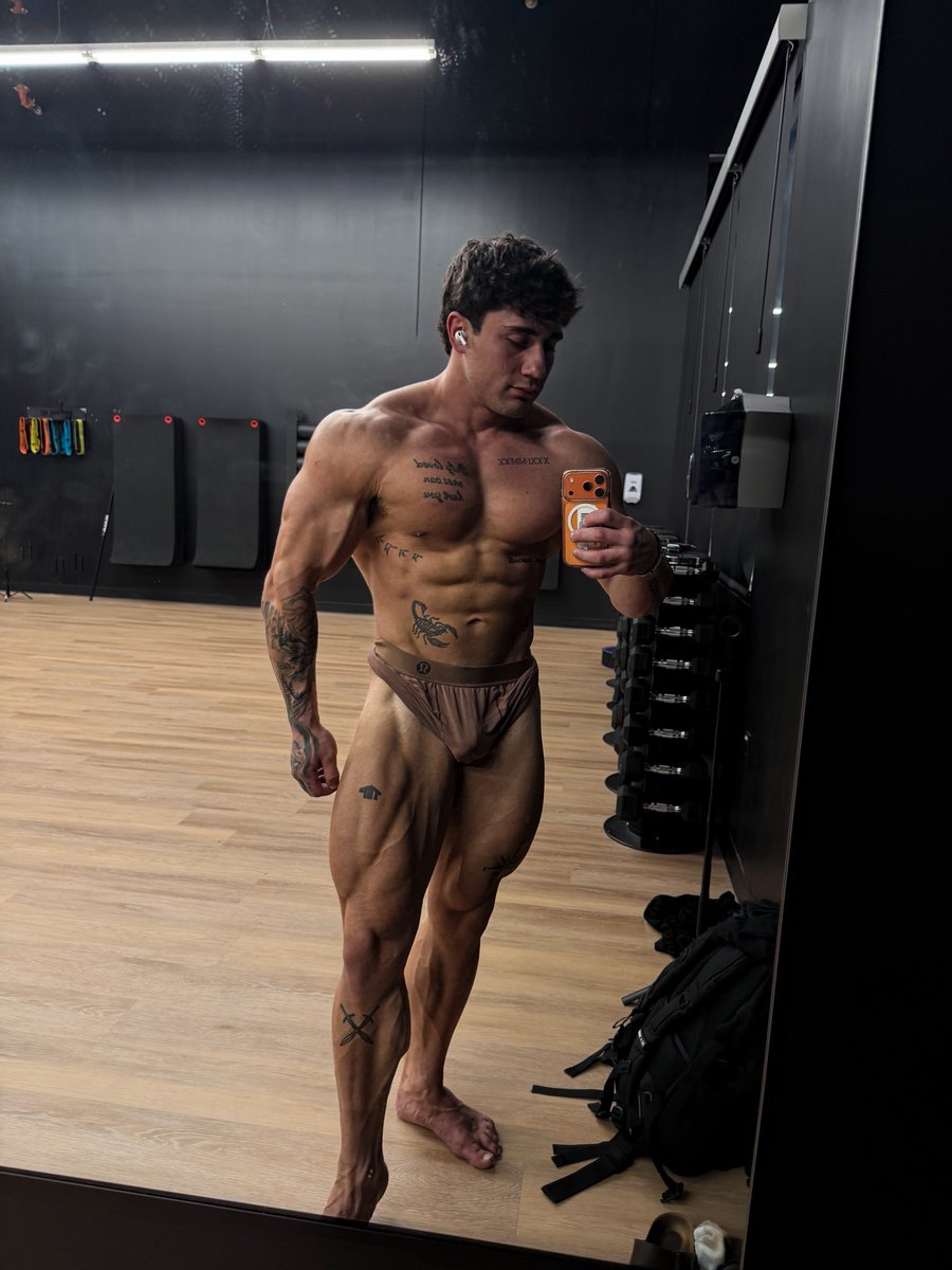 MasterLuke24(17k) tweet media