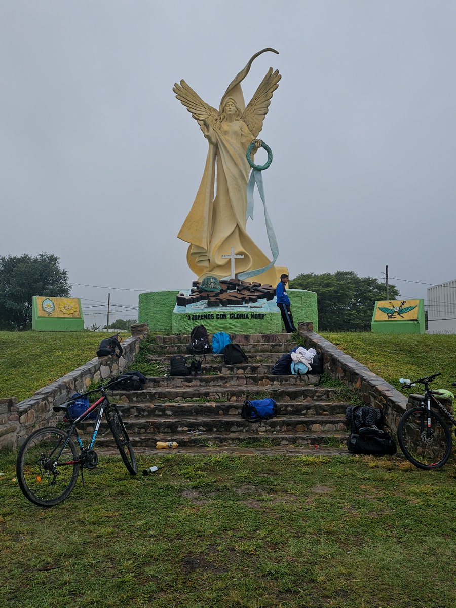 saltenials tweet media