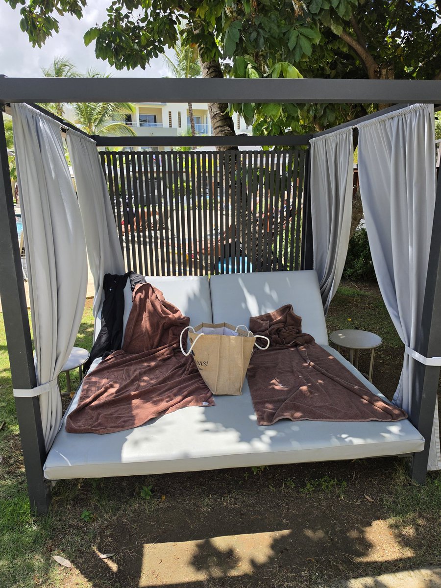 la patrona tweet media