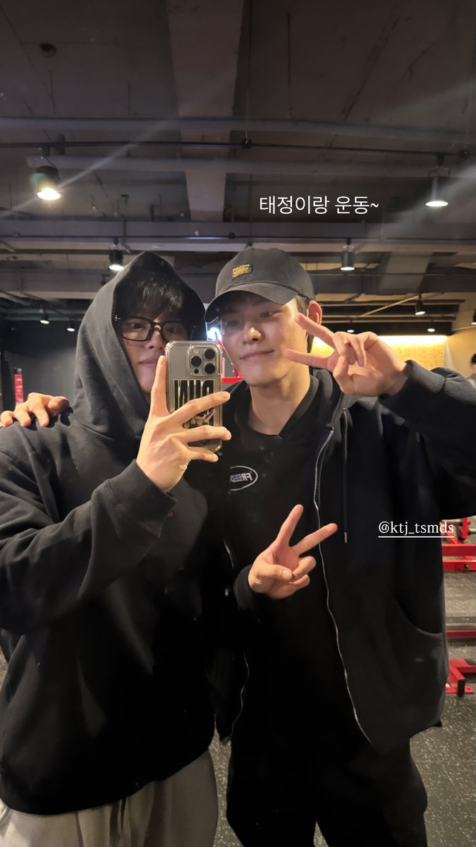 For Hongseok 🐣 tweet media