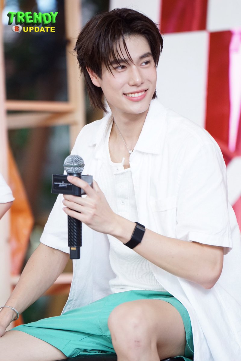 Trendy Update tweet media