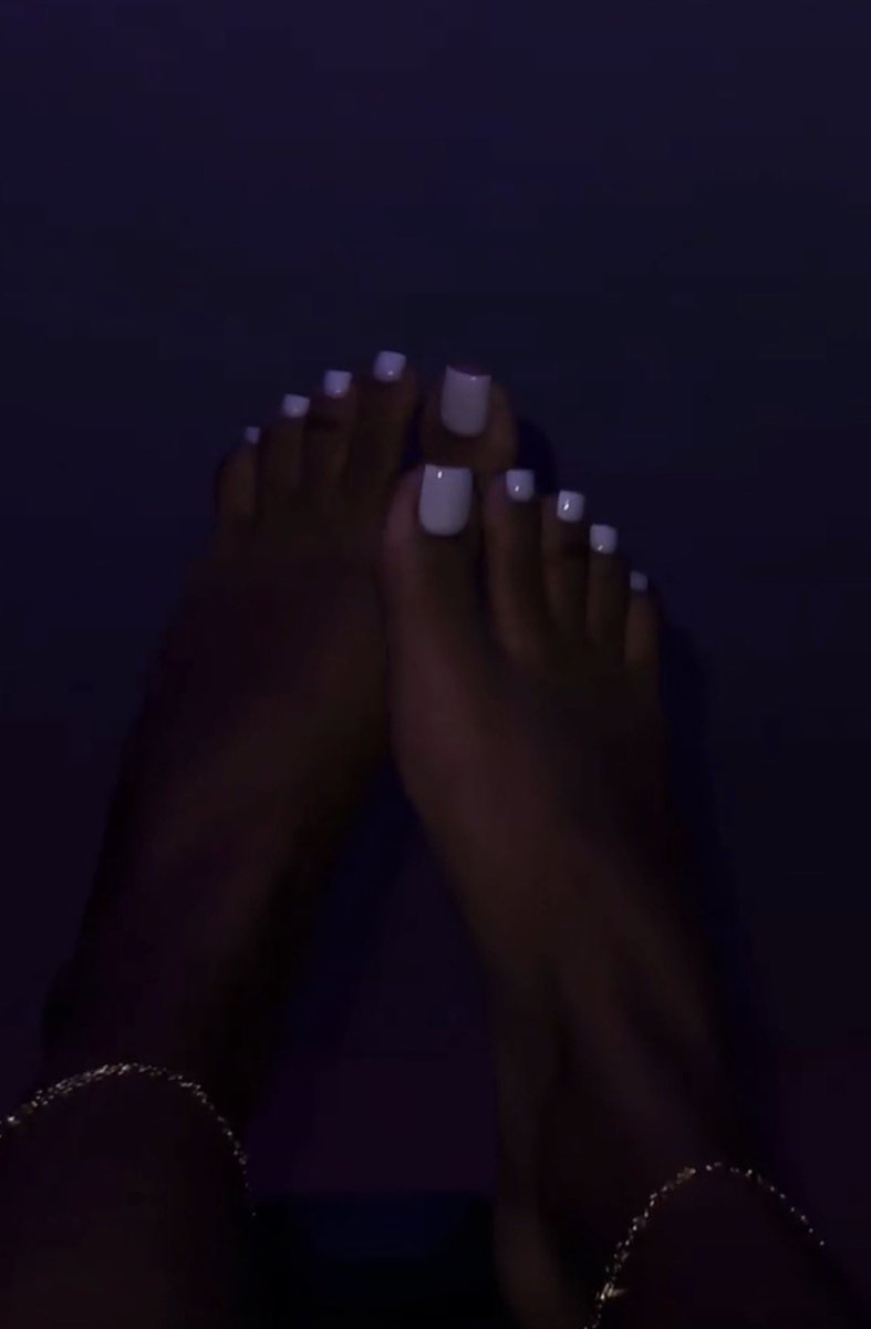 Cutelilthinggg tweet media