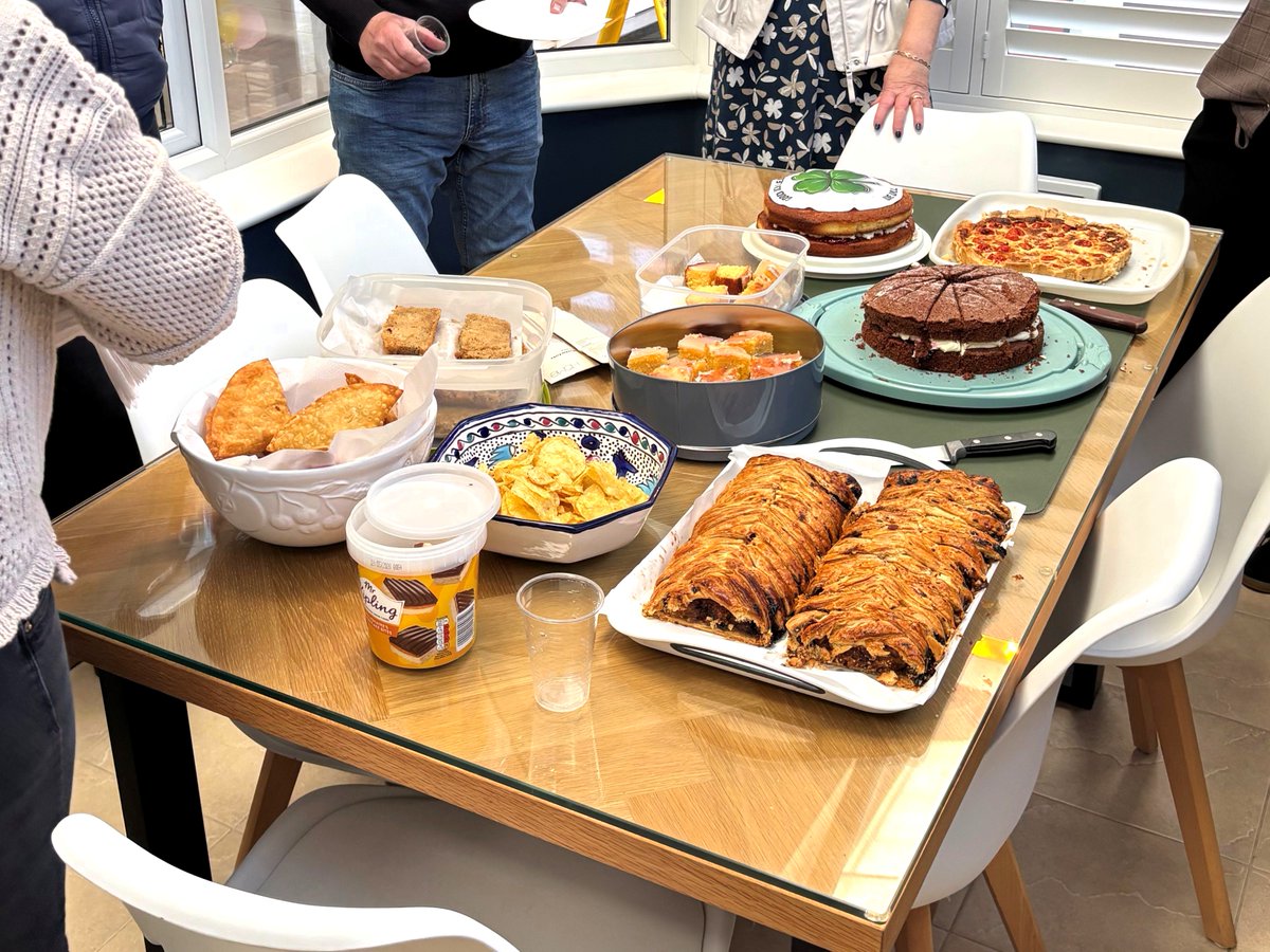 Warwick Glass tweet media