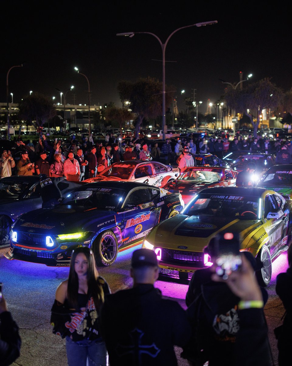 FormulaDrift's tweet image. The city, the culture, the chaos. @TypeSAuto Night Lights turns the volume up before the competition even begins. Almost time.

#FormulaD #FormulaDRIFT #FDLB