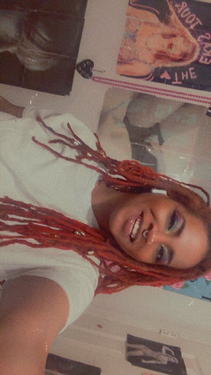 92sturdy's tweet image. Oh ima be a problem today 😝😆👑🙌🏽😁💁🏽‍♀️ #flicks #lookoftheday #gorgeous #colorqueen #explorepage