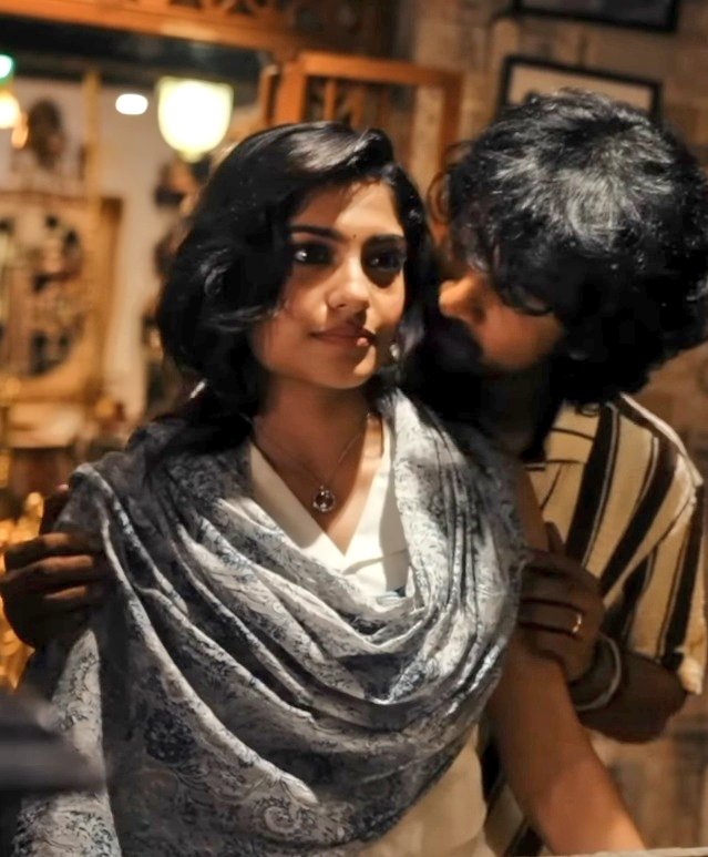 CinemaWithAB's tweet image. #OnceMore - @OlickalSona looks so beautiful with her screen presence🥰

Another fresh face debuting in Tamil with the film. Looks like a great potential, which is going to be the next sensation♥️