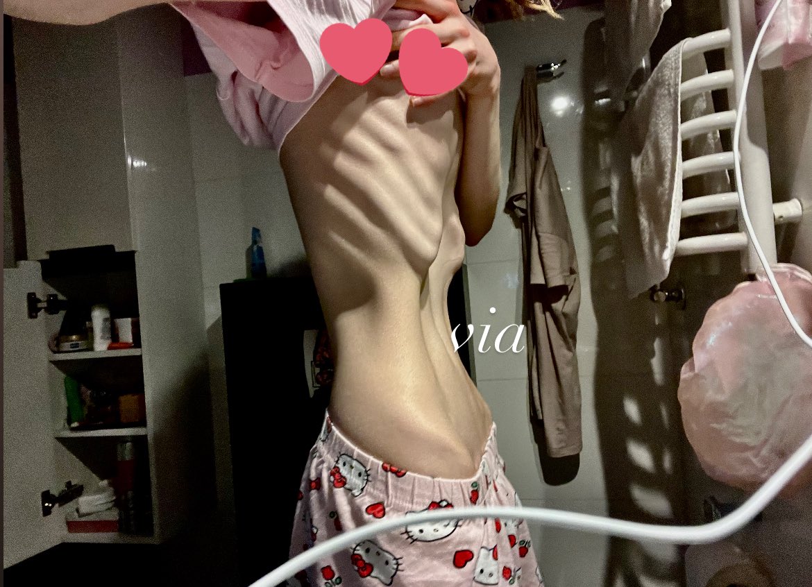 i actually have no idea what i look like anymore