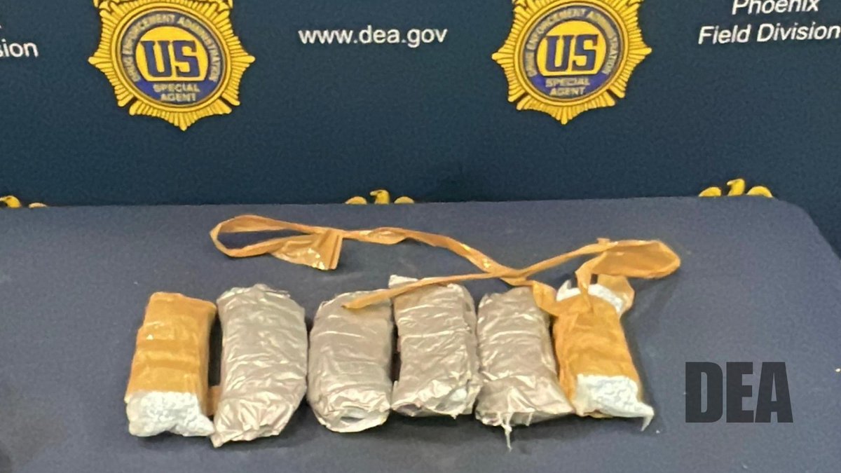 DEAPhoenix tweet media