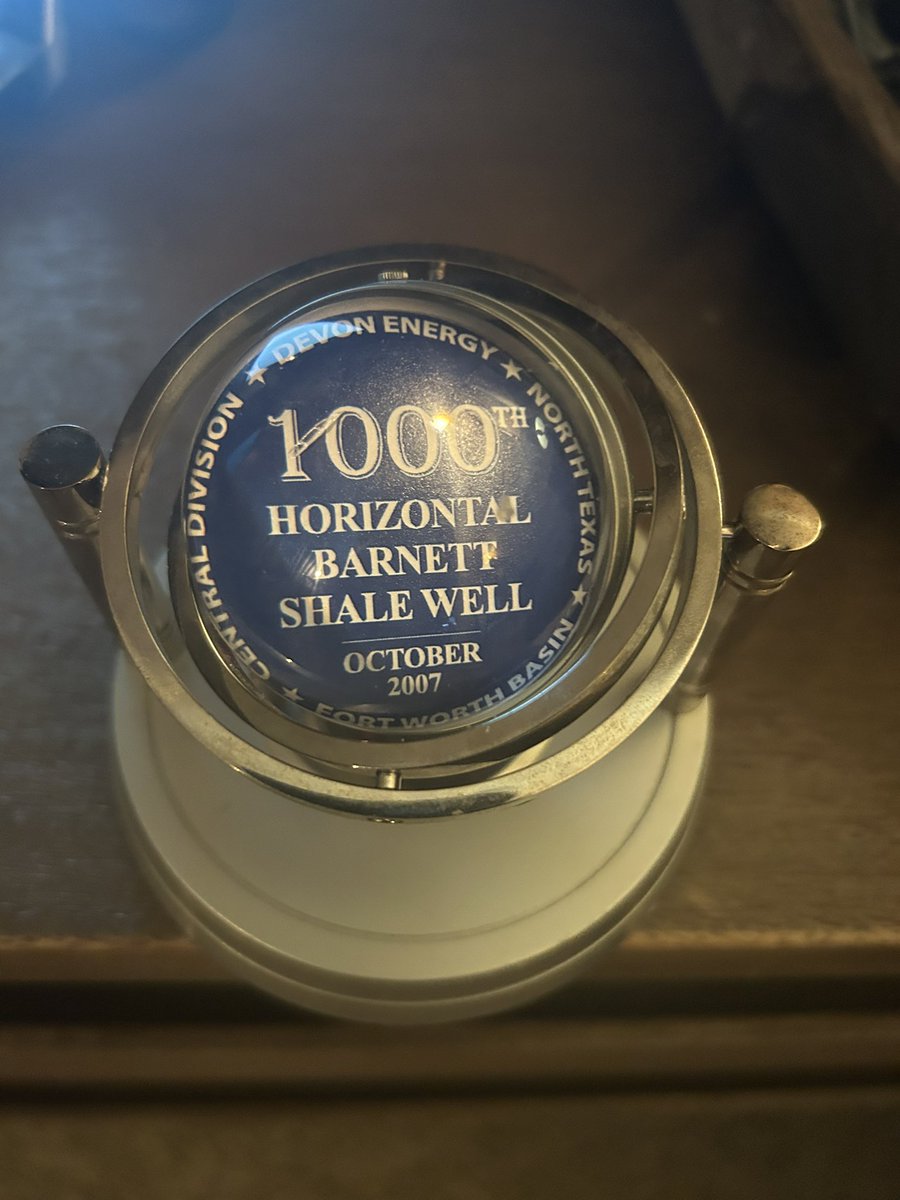 Faux Me Right? tweet media