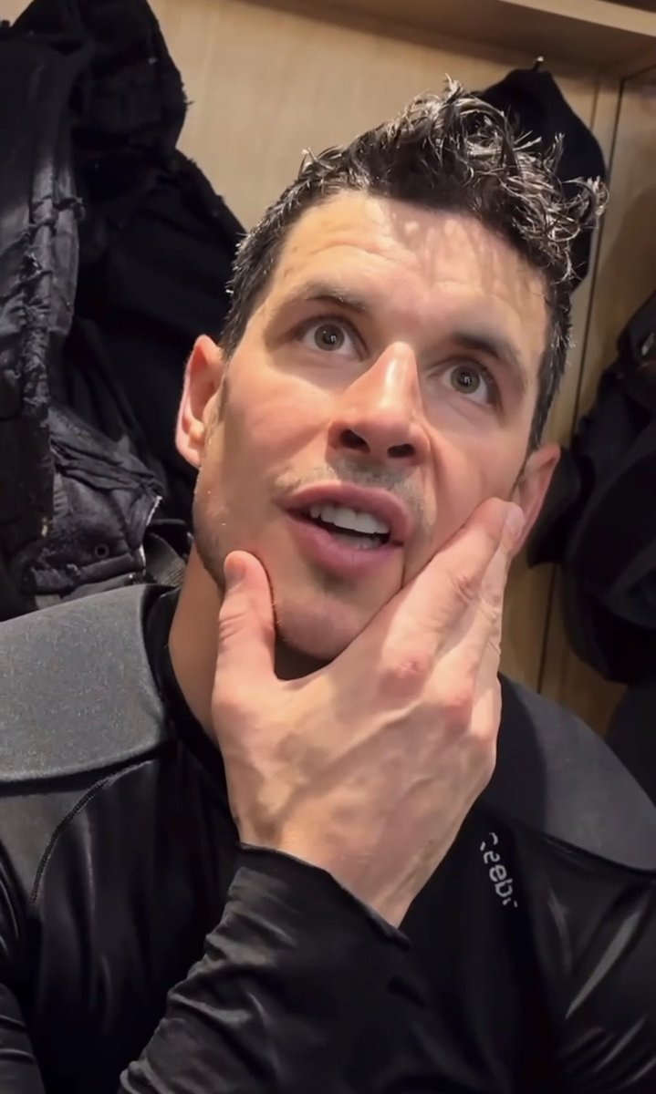 daily sidney crosby tweet media