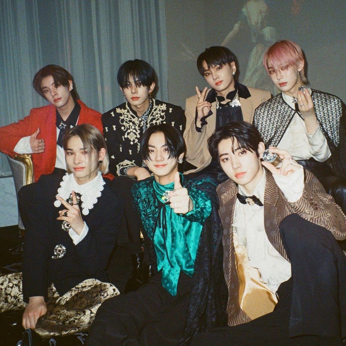 K ; ENHYPEN IS 7 tweet media