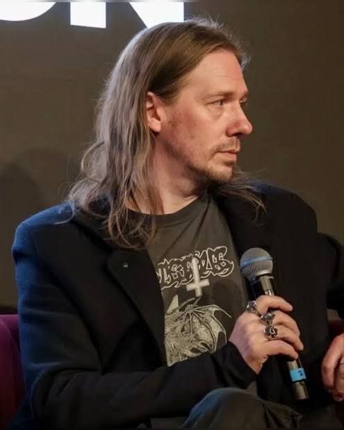 𝖇 ♱ tweet media