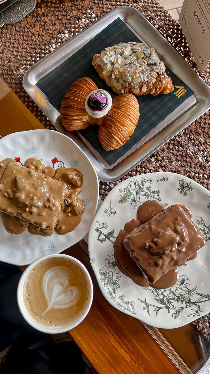 هُدى tweet media