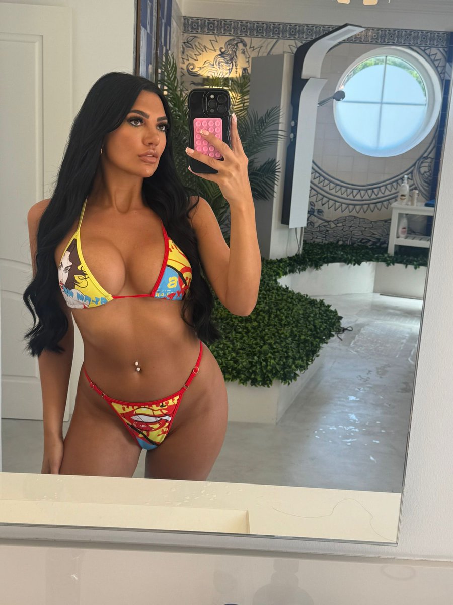 Abbie holborn 🦄 tweet media