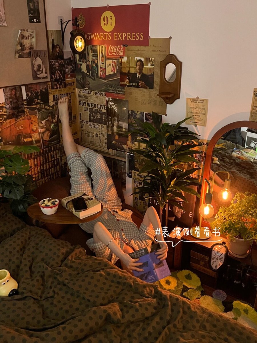 Animelova's tweet image. Spring clean out old stuff! Donate, upcycle, or recycle—make space for what matters.  #DeclutterLife #SustainableLiving