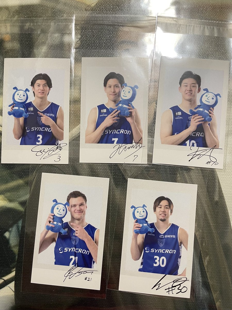 MARI A🕊️ tweet media