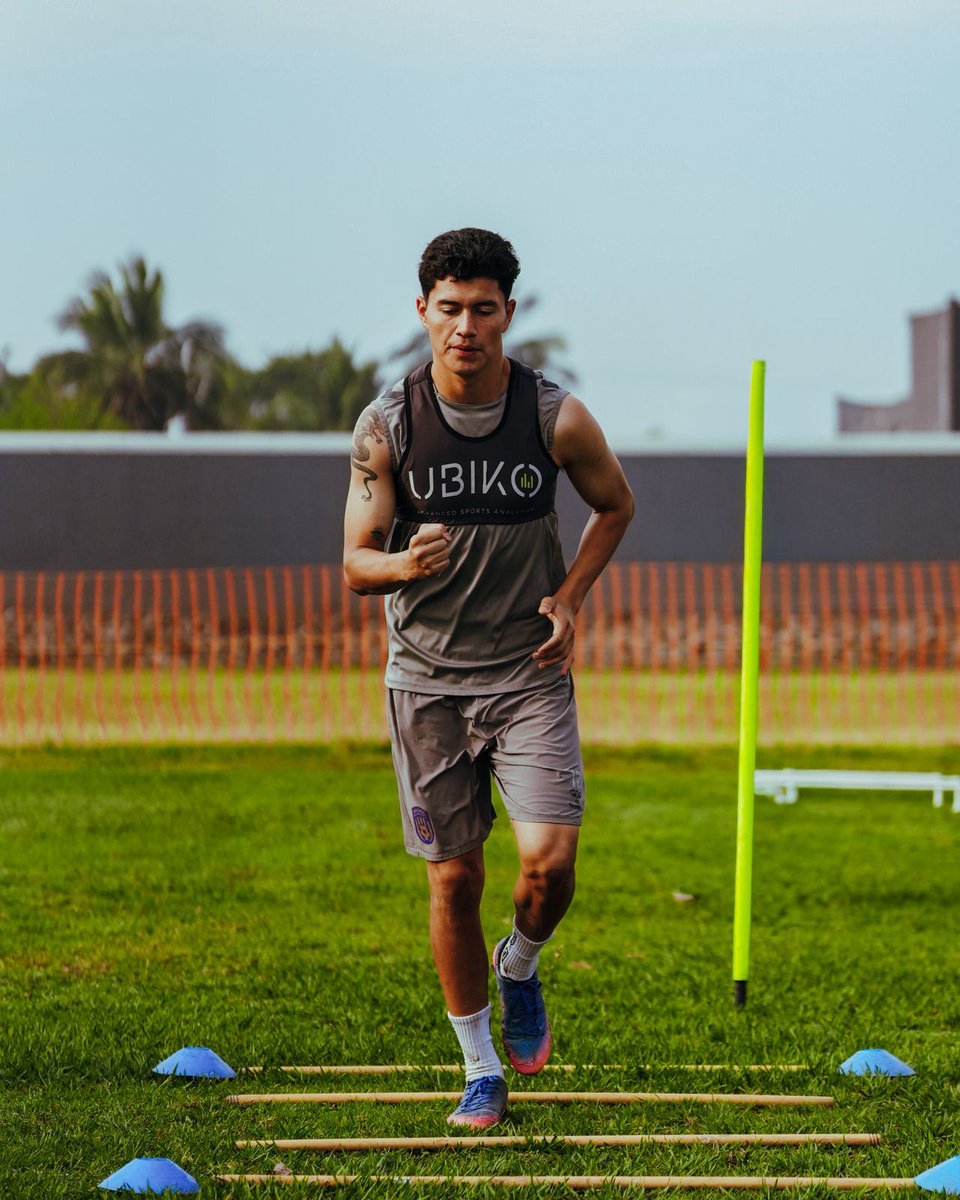 paracomentarse tweet media