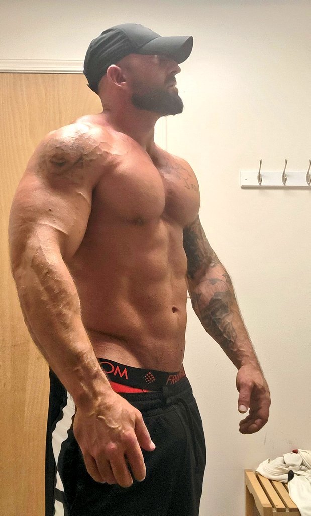 Majorrob101 tweet media