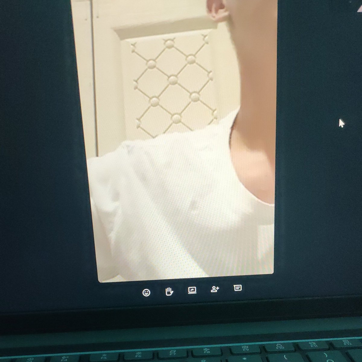 fara 𐚁 tweet media