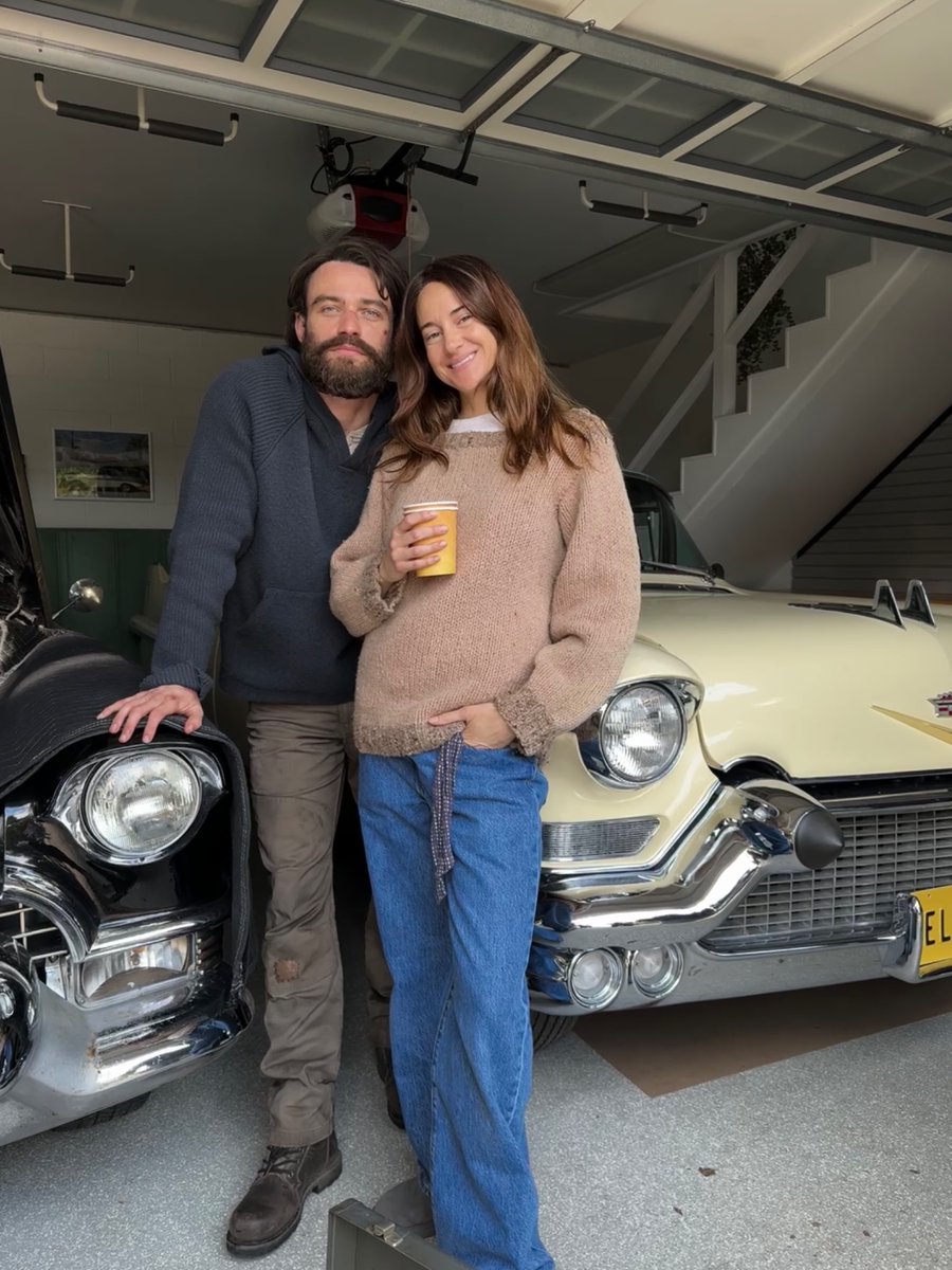 Paradise tweet media