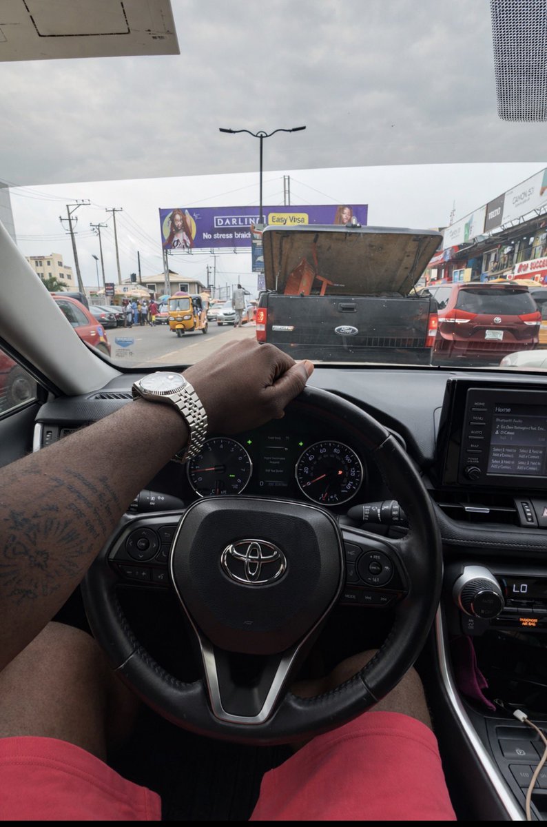 ĸolαde tweet media