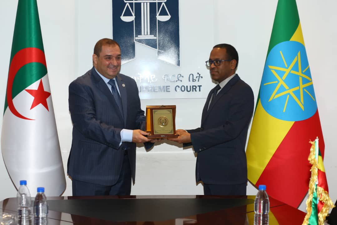 Algeria in Addis-Ababa/PM to African Union & UNECA tweet media