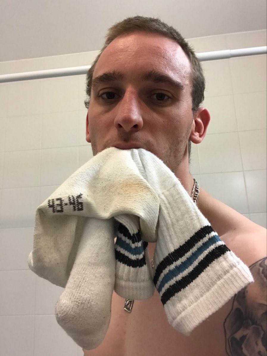 SOCKS CRAVE tweet media