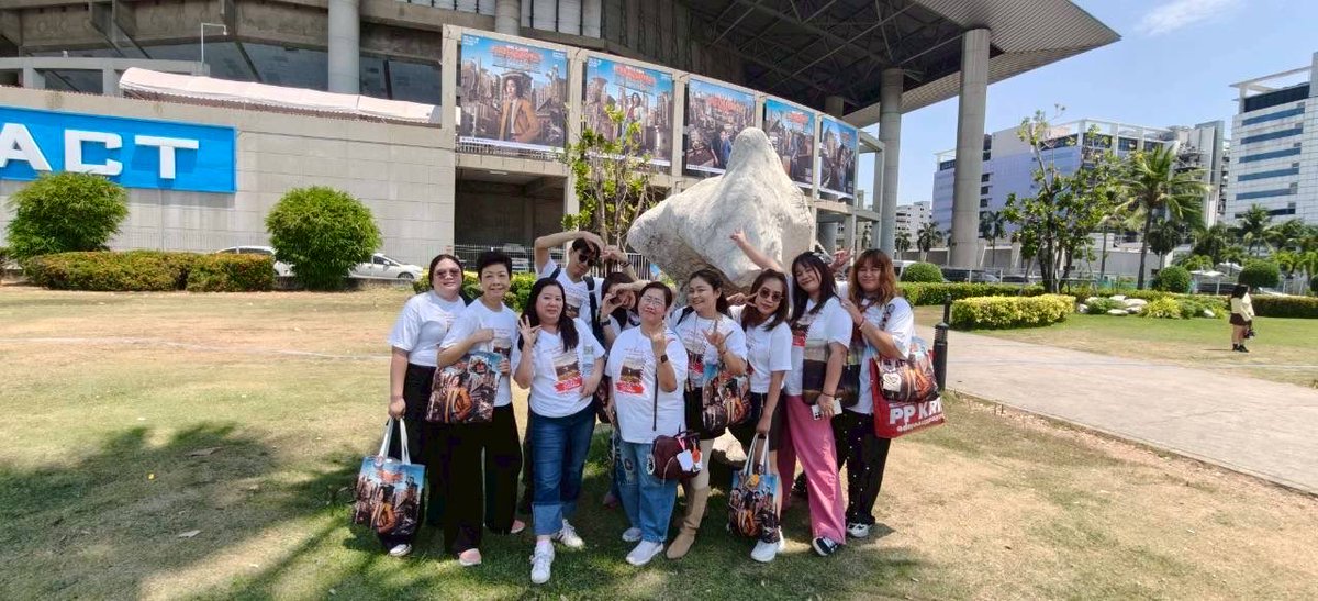 Siriporn Kumkhai tweet media