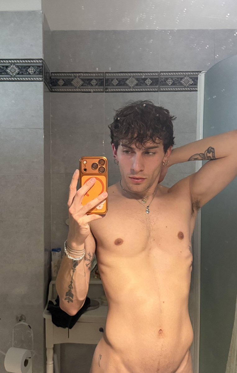 Tommy tweet media