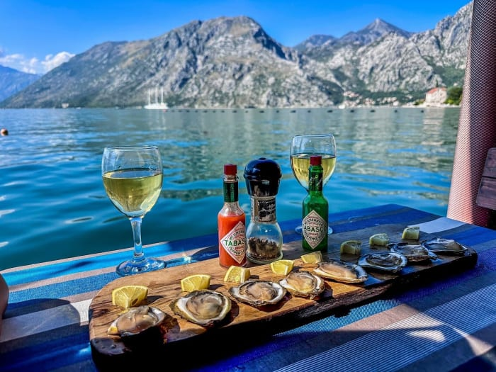 bdestination_'s tweet photo. Set sail on our Kotor Blue Cave 3h Group Tour &amp; discover Montenegro's hidden gems! From the stunning Bay of Kotor to the mystical Blue Cave, your adventure awaits. Starting from €45.0/person. Plan your journey: https://t.co/HDHORBgvmL
#BalkanTours #MontenegroTrips #TravelEurope https://t.co/M1FrB7u77Y
