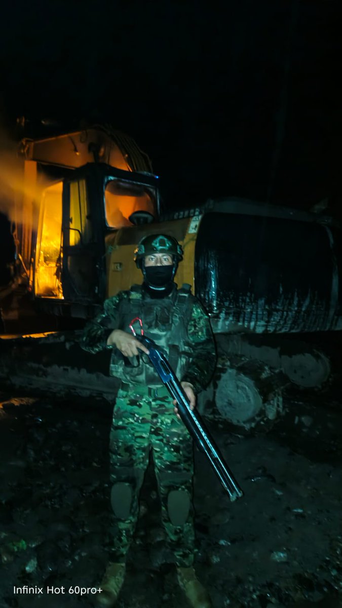 Fuerzas Armadas del Ecuador tweet media