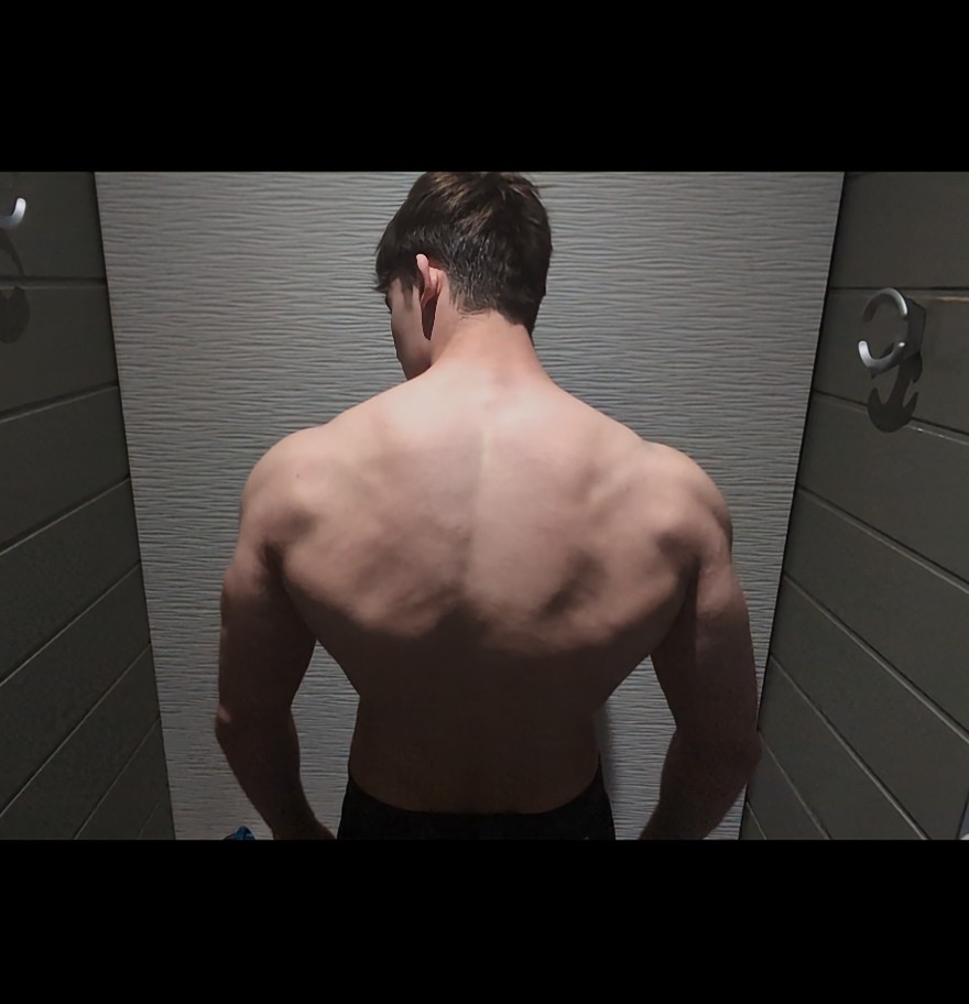 jeune homme sensible tweet media