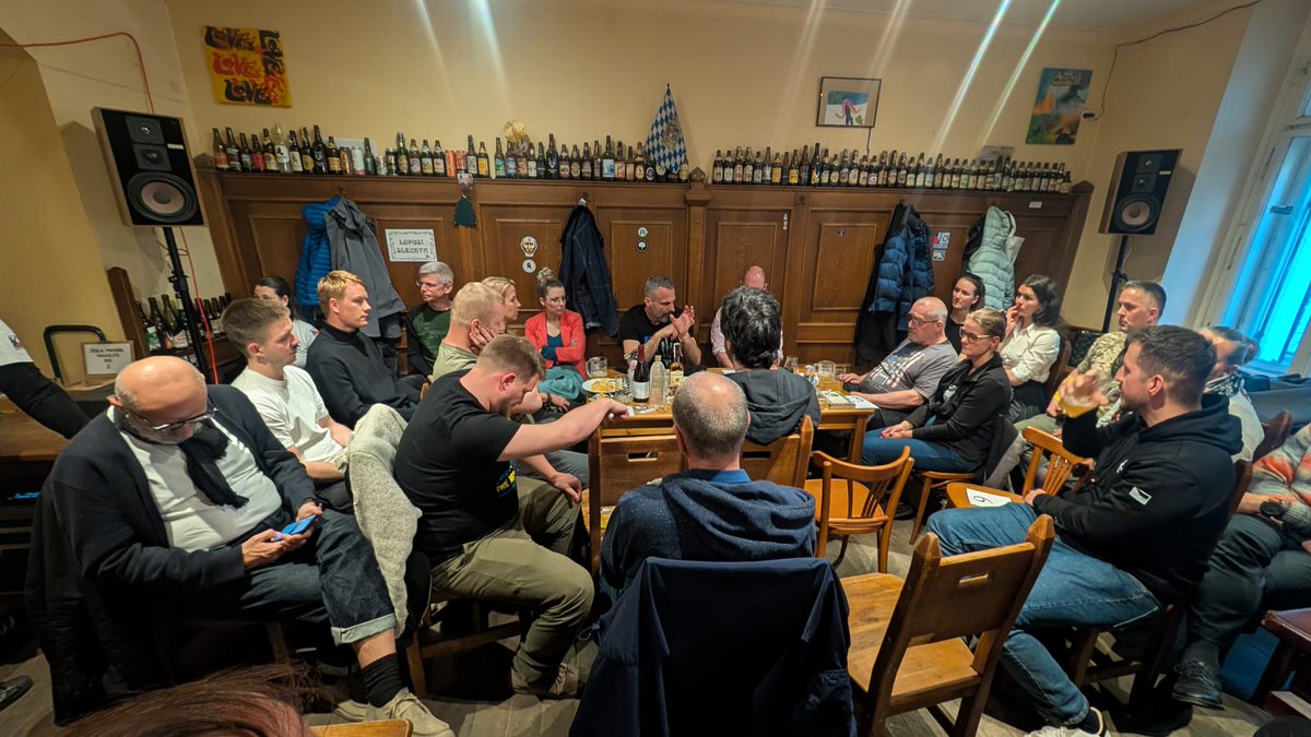 Alex Karo tweet media