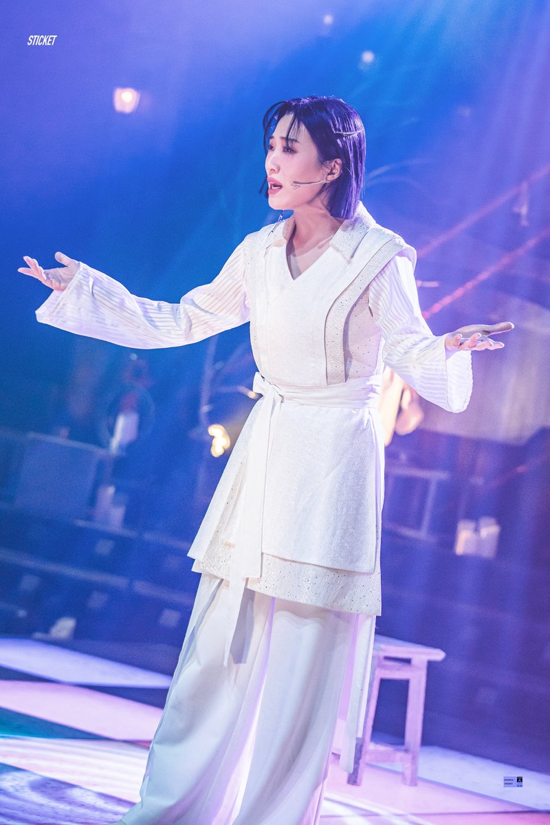 𝑺𝑻𝑰𝑪𝑲𝑬𝑻 tweet media