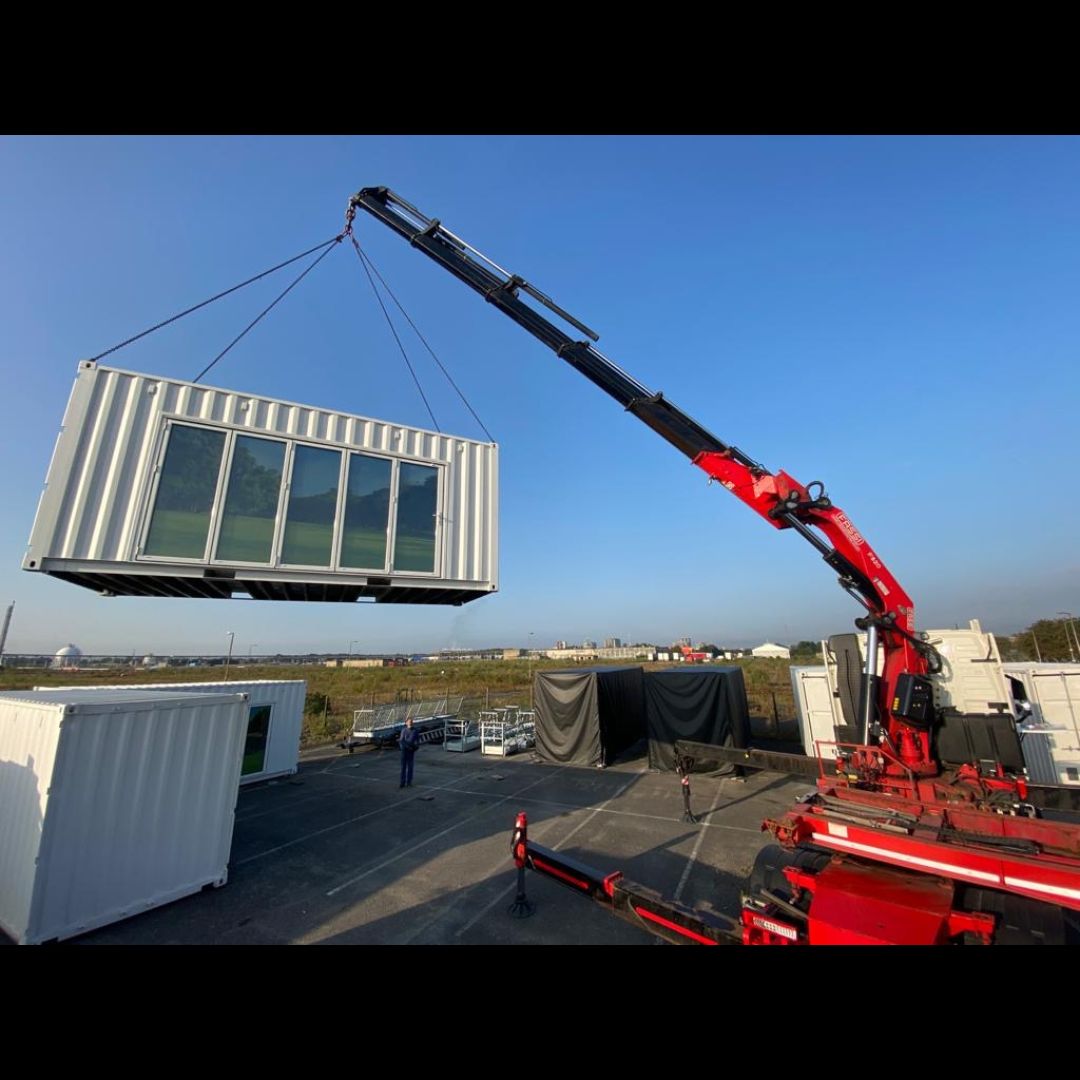 ContainerConve's tweet photo. Shipping containers meet a glass apex roof 🏢✨
Our bespoke showroom combines modular strength with natural light, perfect for exhibitions and brand experiences. Built in the UK from client designs.
https://t.co/QRMUSGdkAh
#ShippingContainerConversions #ShowroomDesign #GlassRoof https://t.co/7GRfwmTENa